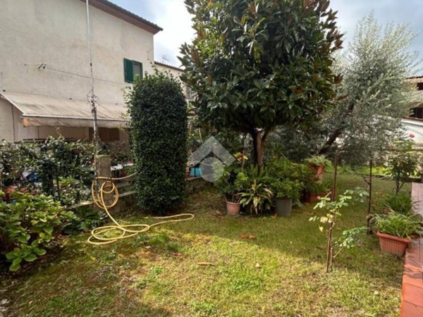 casa indipendente in vendita a Monsummano Terme in zona Grotta Giusti