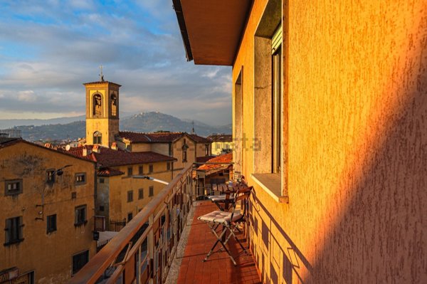 appartamento in vendita a Monsummano Terme