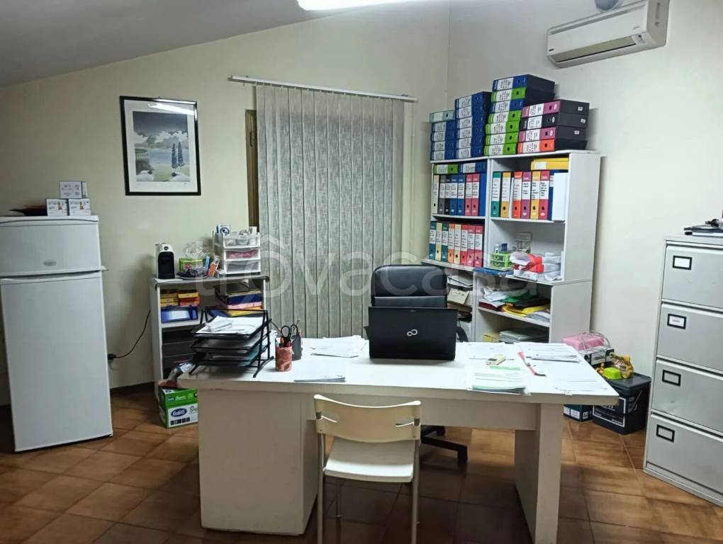 ufficio in vendita a Monsummano Terme in zona Cintolese