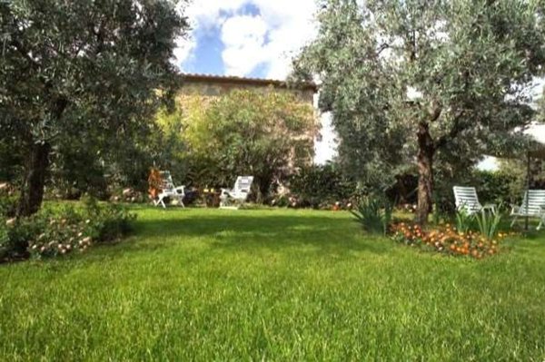 casale in vendita a Monsummano Terme in zona Monsummano Alto