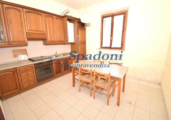 casa indipendente in vendita a Monsummano Terme in zona Grotta Parlanti