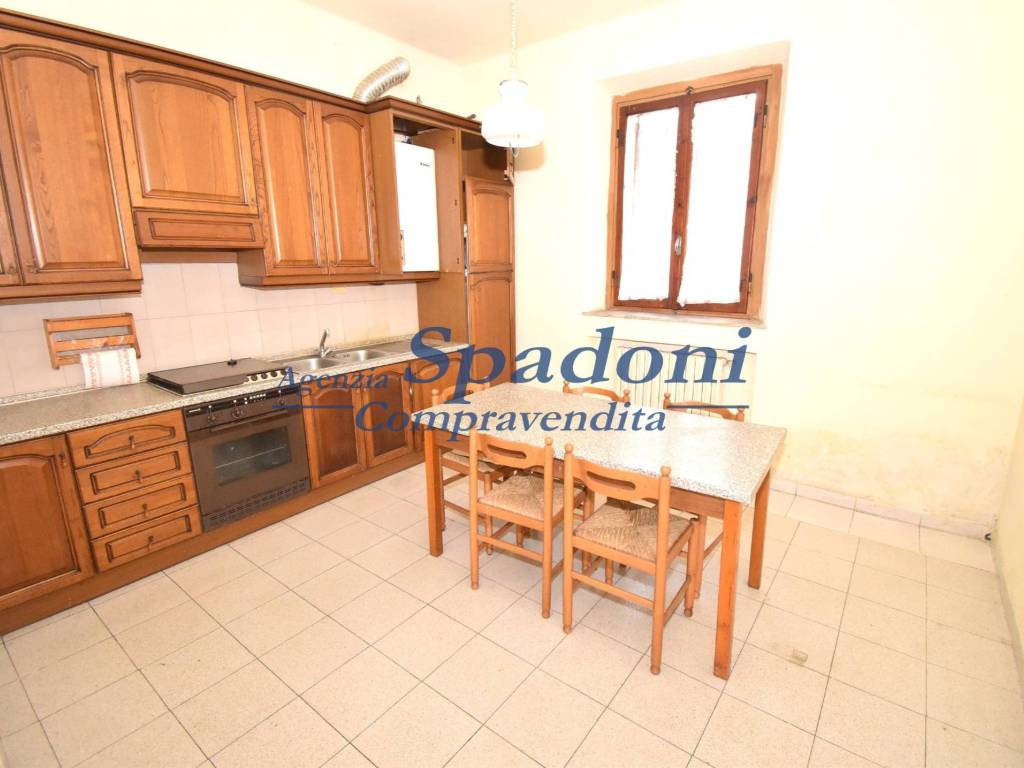 appartamento in vendita a Monsummano Terme in zona Grotta Parlanti