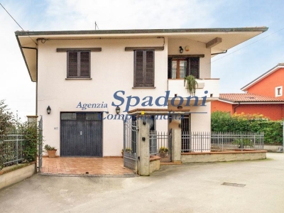 casa indipendente in vendita a Monsummano Terme in zona Bizzarrino
