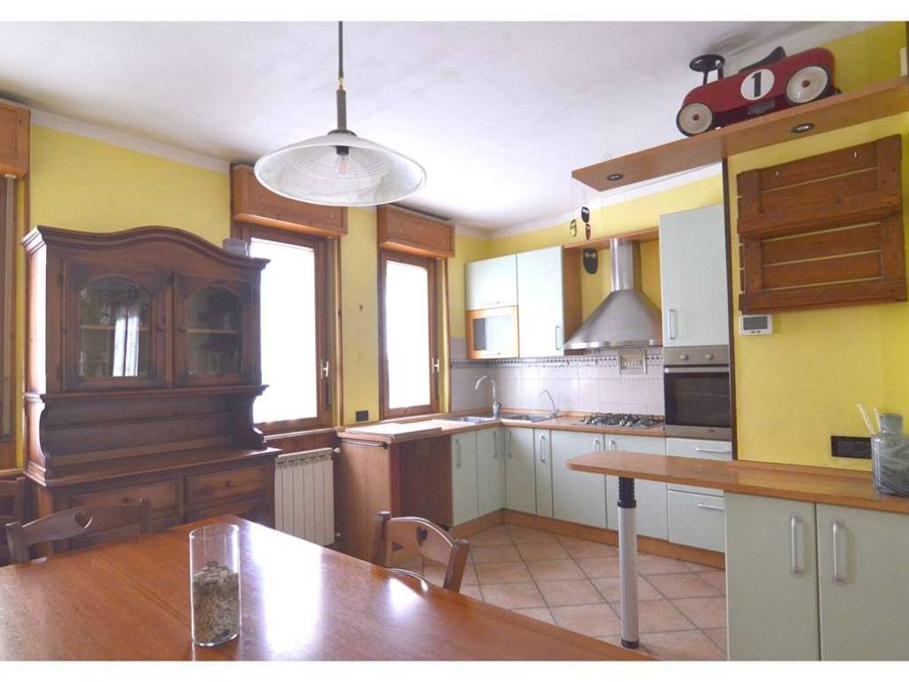 appartamento in vendita a Monsummano Terme