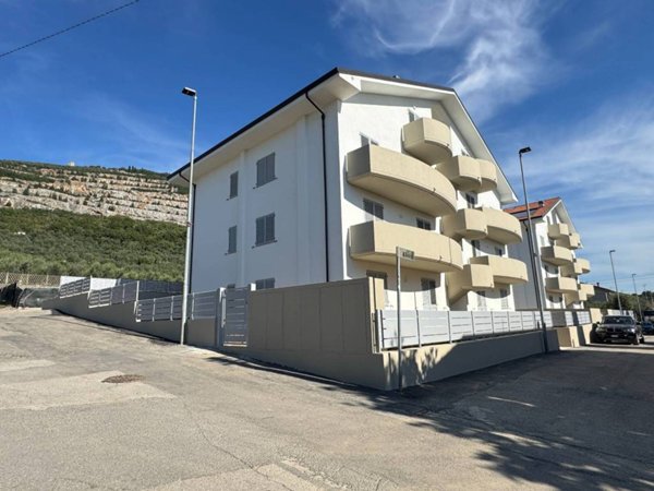 appartamento in vendita a Monsummano Terme in zona Grotta Giusti