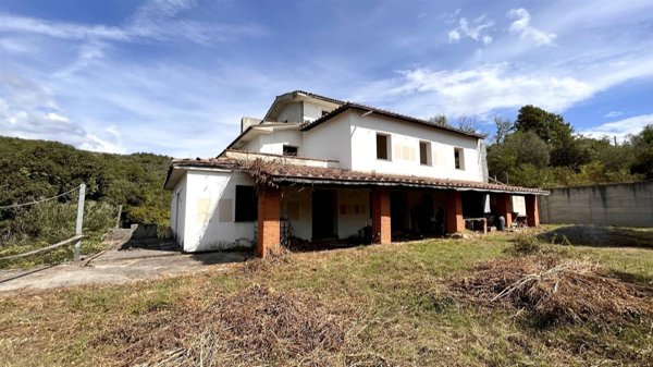 casa indipendente in vendita a Monsummano Terme in zona Grotta Giusti