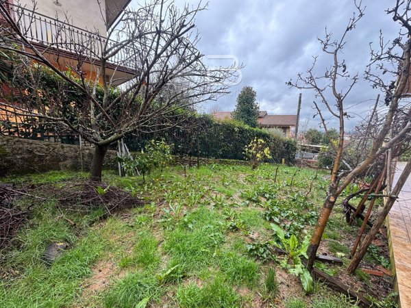 casa indipendente in vendita a Monsummano Terme in zona Grotta Parlanti