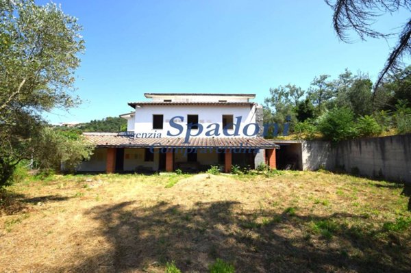 casa indipendente in vendita a Monsummano Terme in zona Grotta Giusti