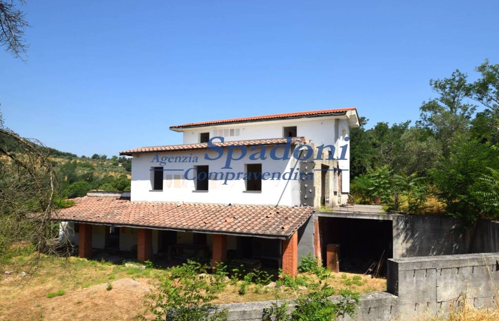 casa indipendente in vendita a Monsummano Terme in zona Grotta Giusti