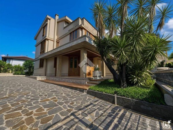 casa indipendente in vendita a Monsummano Terme