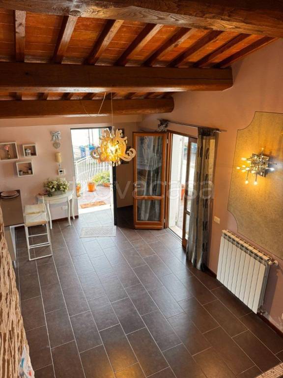 appartamento in vendita a Monsummano Terme in zona Grotta Giusti