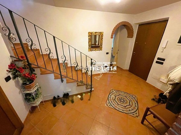 casa indipendente in vendita a Monsummano Terme in zona Bizzarrino