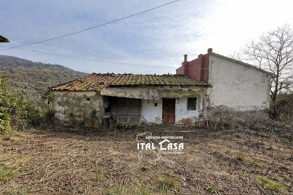 casa indipendente in vendita a Monsummano Terme in zona Montevettolini