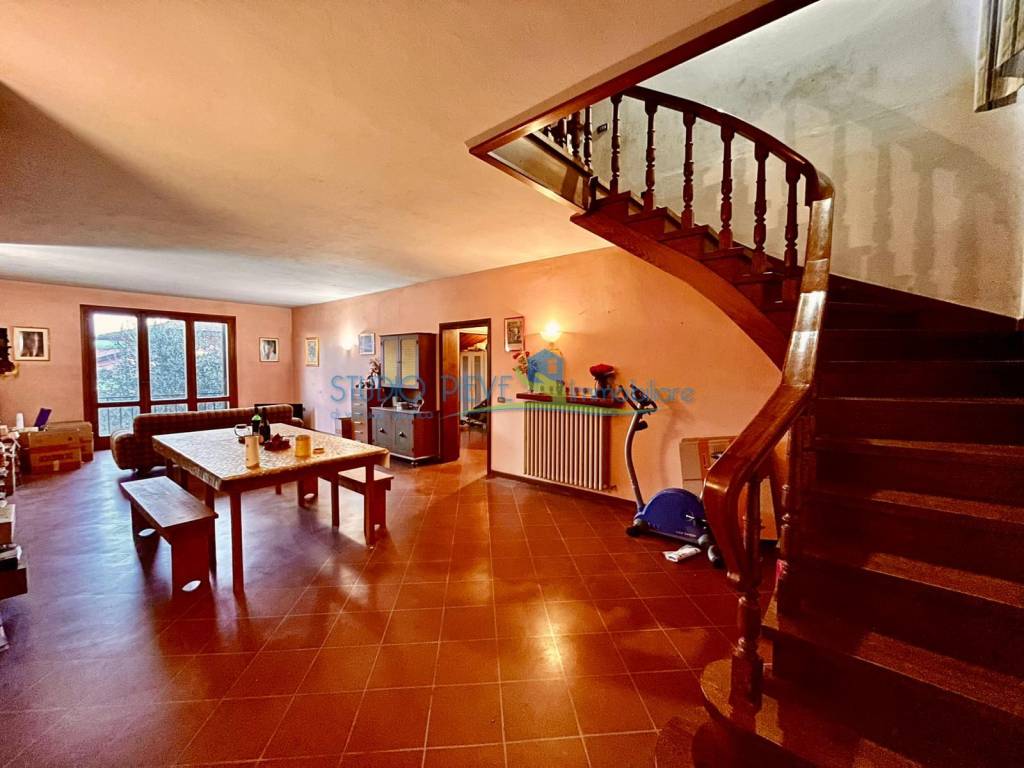 casa indipendente in vendita a Monsummano Terme