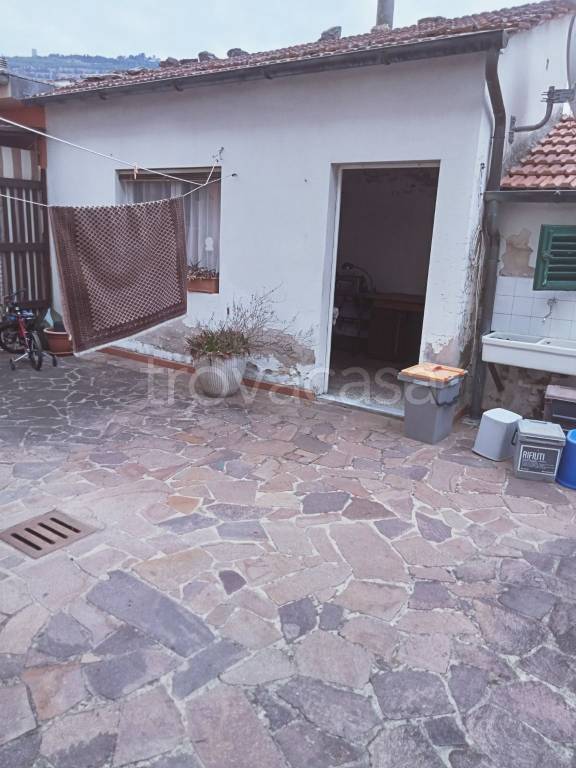 casa indipendente in vendita a Monsummano Terme