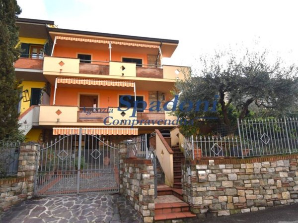 casa indipendente in vendita a Monsummano Terme
