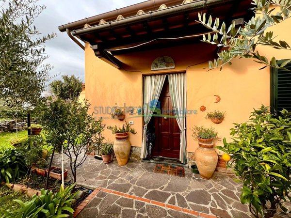 casa indipendente in vendita a Monsummano Terme
