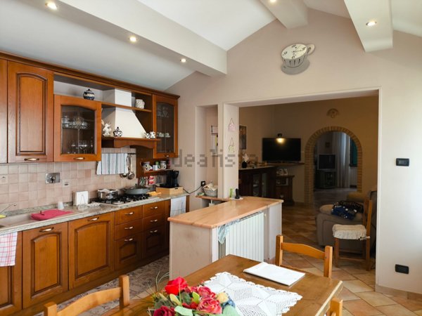 casa indipendente in vendita a Monsummano Terme