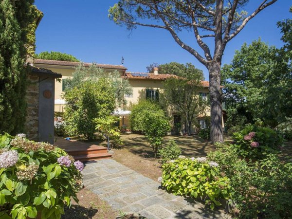 casa indipendente in vendita a Monsummano Terme in zona Montevettolini