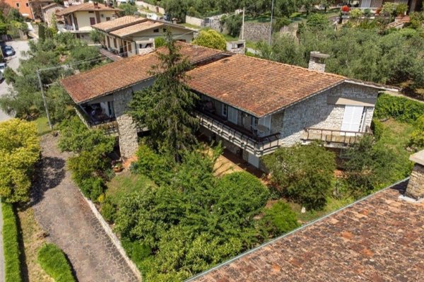 casa indipendente in vendita a Monsummano Terme
