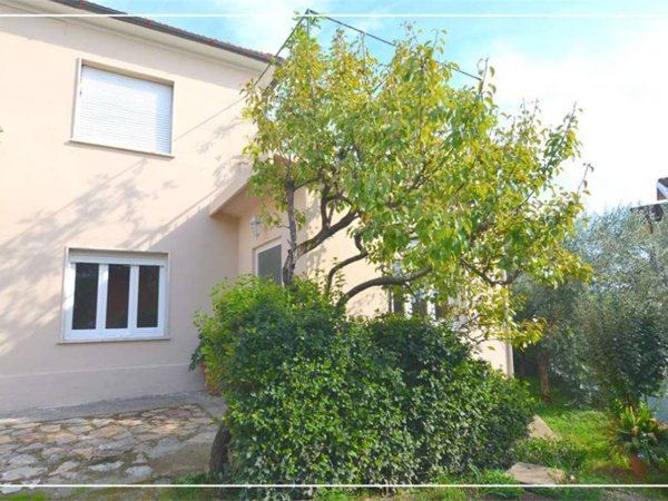 casa indipendente in vendita a Monsummano Terme