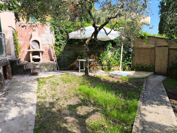 appartamento in vendita a Monsummano Terme