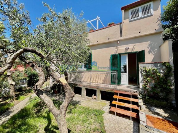 appartamento in vendita a Monsummano Terme