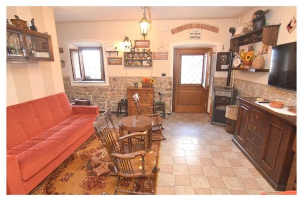 appartamento in vendita a Monsummano Terme in zona Montevettolini