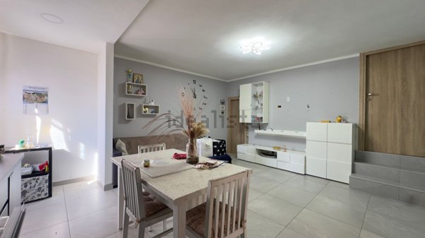 casa indipendente in vendita a Monsummano Terme in zona Cintolese