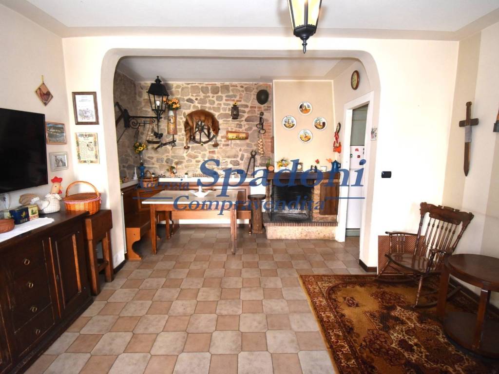 appartamento in vendita a Monsummano Terme in zona Montevettolini