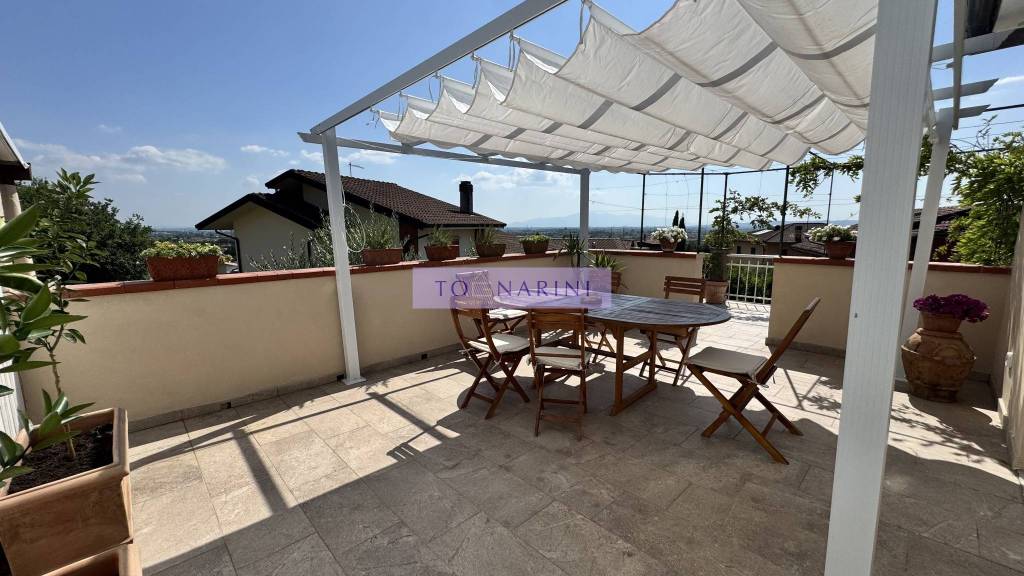 appartamento in vendita a Monsummano Terme