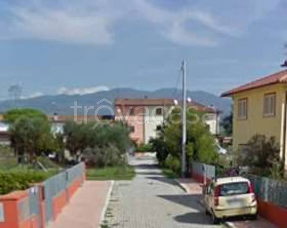 casa indipendente in vendita a Monsummano Terme in zona Cintolese