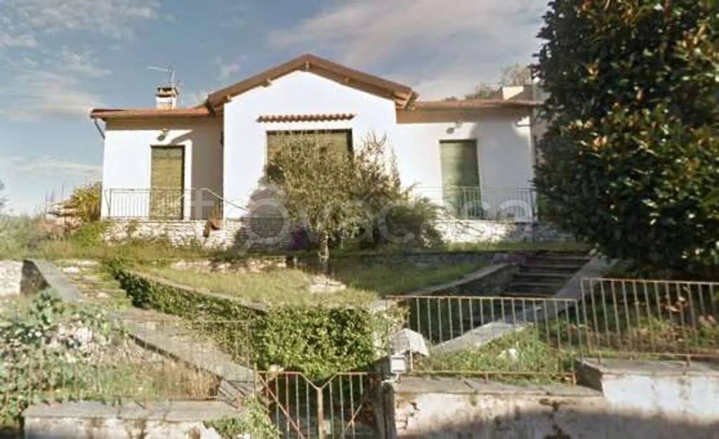 casa indipendente in vendita a Monsummano Terme