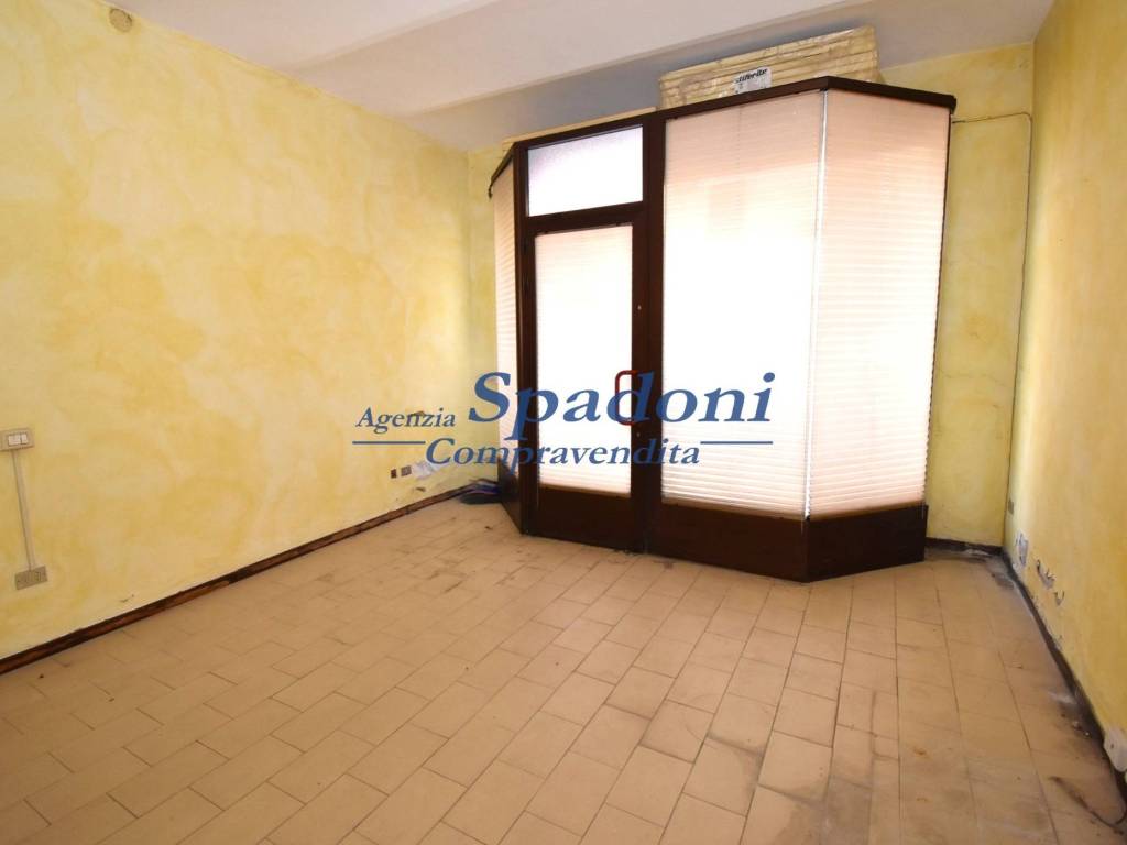 negozio in vendita a Monsummano Terme