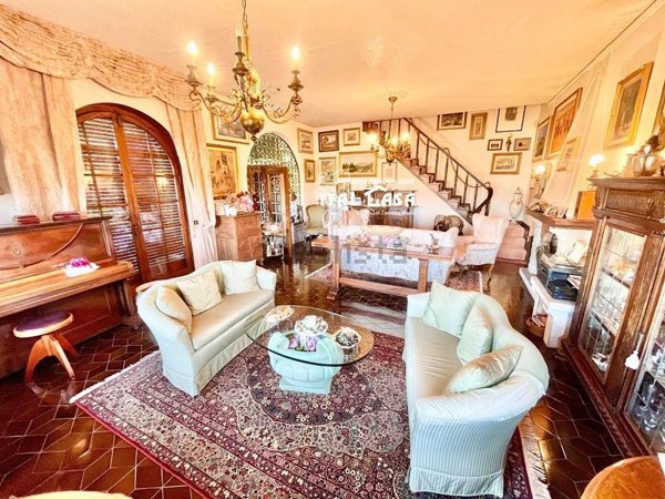 casa indipendente in vendita a Monsummano Terme