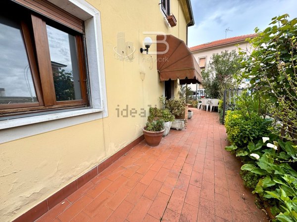 casa indipendente in vendita a Monsummano Terme