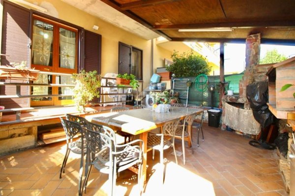 casa indipendente in vendita a Monsummano Terme in zona Cintolese