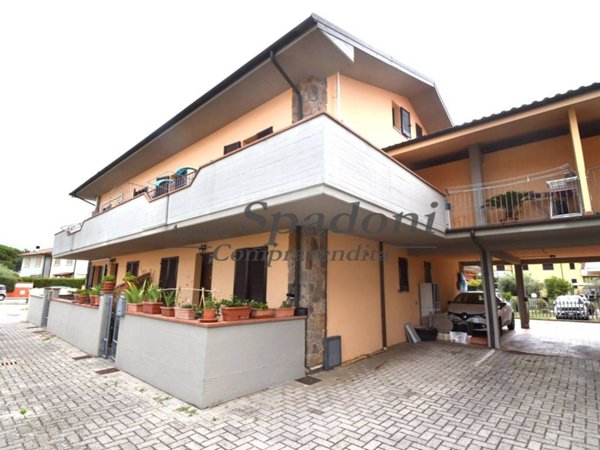 casa indipendente in vendita a Monsummano Terme in zona Cintolese