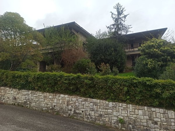 casa indipendente in vendita a Monsummano Terme in zona Grotta Parlanti