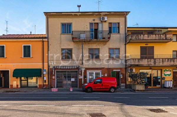 negozio in vendita a Monsummano Terme