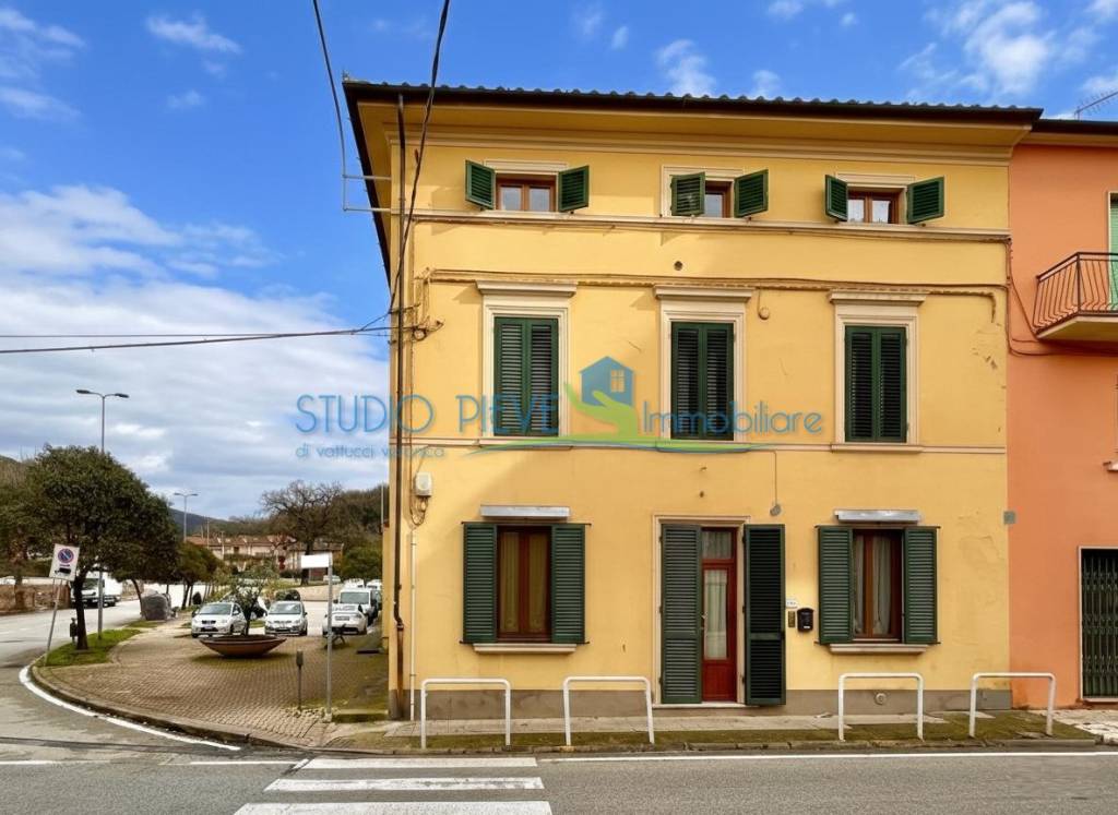 casa indipendente in vendita a Monsummano Terme