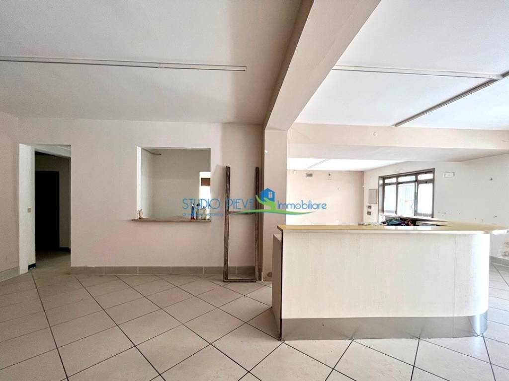 negozio in vendita a Monsummano Terme