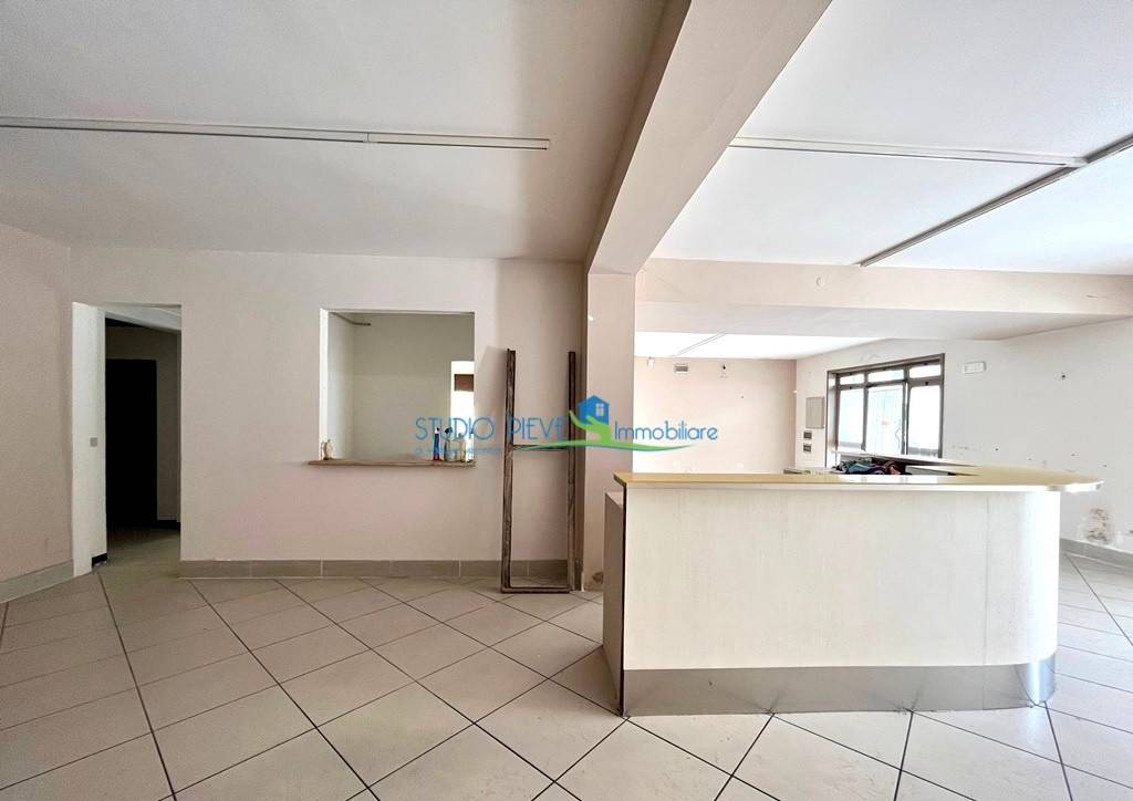 negozio in vendita a Monsummano Terme