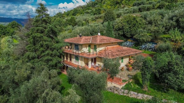 casa indipendente in vendita a Monsummano Terme