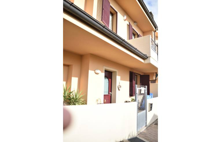 casa indipendente in vendita a Monsummano Terme in zona Uggia