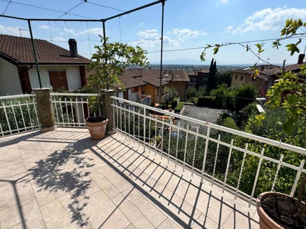 appartamento in vendita a Monsummano Terme