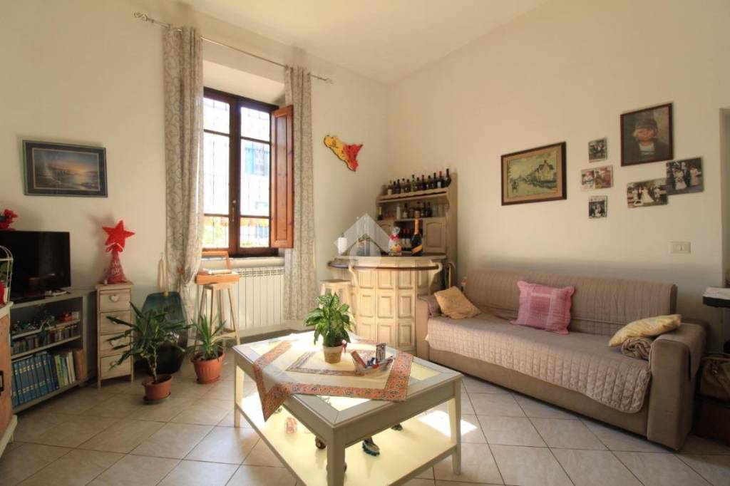 casa indipendente in vendita a Monsummano Terme in zona Cintolese