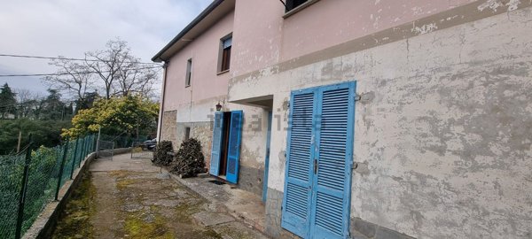 casa indipendente in vendita a Monsummano Terme in zona Montevettolini