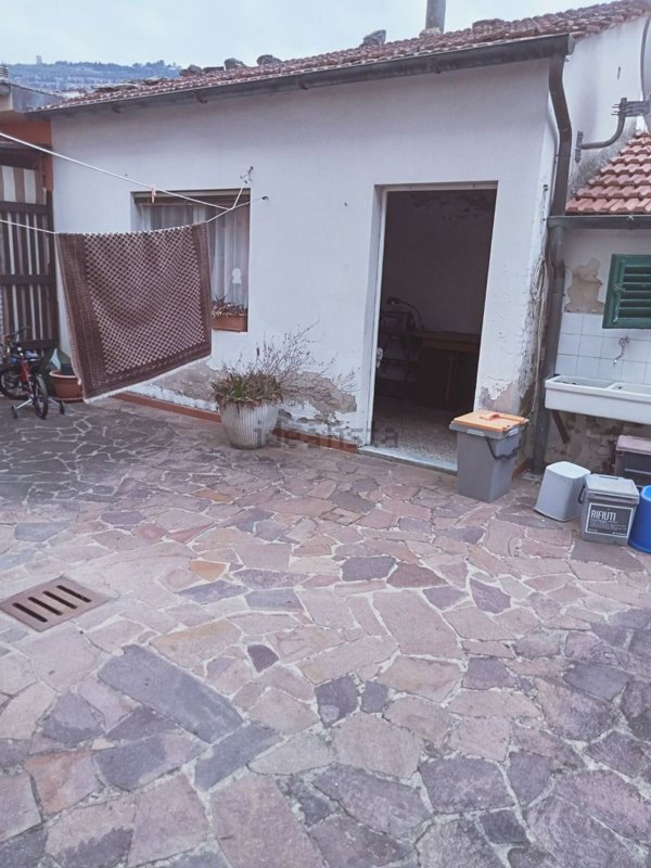 casa indipendente in vendita a Monsummano Terme