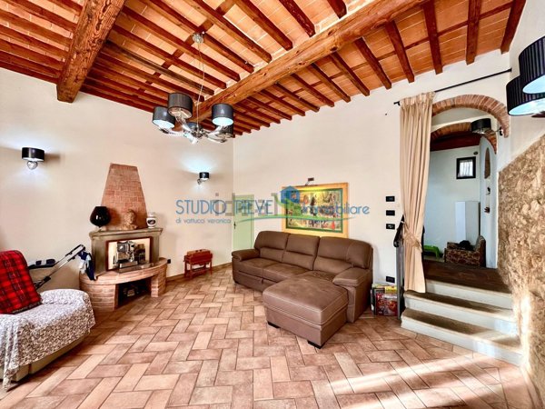 casa indipendente in vendita a Monsummano Terme